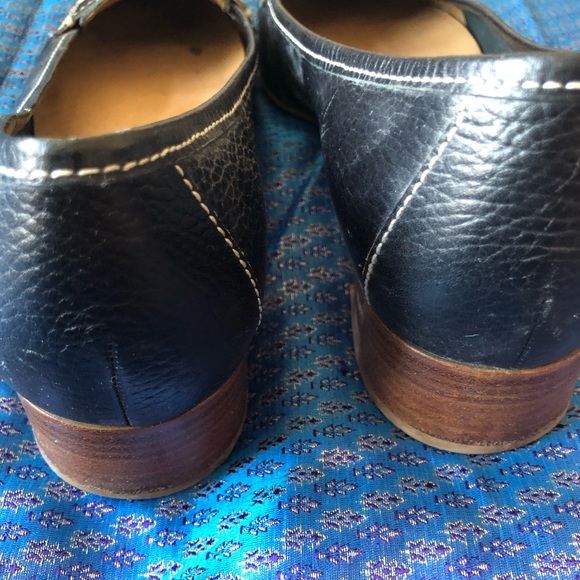 Franco Sarto black pebbled leather penny loafers with 1 1/2” block heel, size 10 - Picture 4 of 9